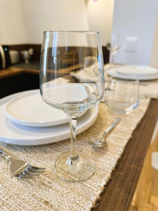 Spacious & Luxuary Studio أميا المظهر الخارجي الصورة